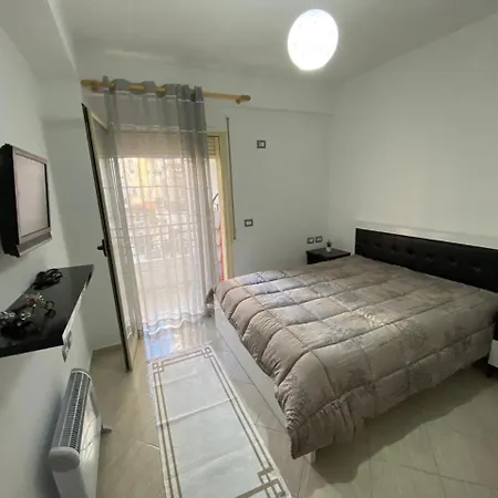 Liam Apartments Vlore Exterior photo