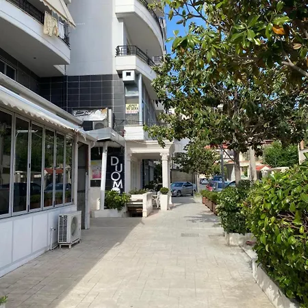Liam Apartments Vlore Exterior photo